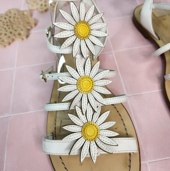Kate Spade Daisy Leather Sandals - Picture 3 of 7